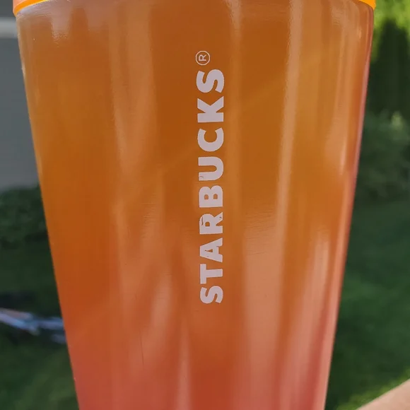 Starbucks 2022 Summer Mango Orange/Pink Ombre 24fl. Oz - Picture 10 of 10